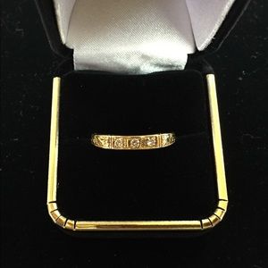 14K Yellow Gold Diamond Band